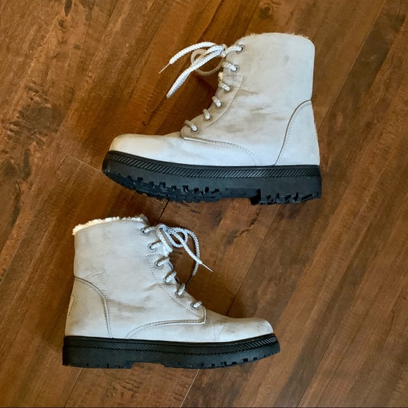 SQL Gray Faux Fur Ankle Booties SZ-7 - Picture 3 of 11